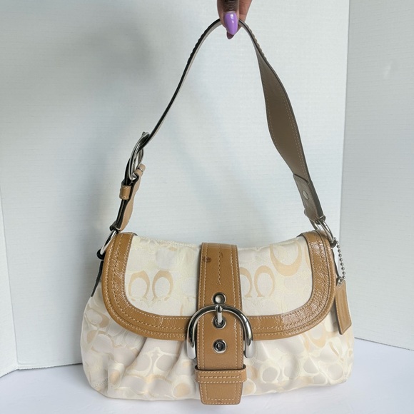 Coach Pleated Soho Flap Shoulder Bag – Cream Signature Jacquard/Tan Patent Trim - Picture 1 of 11